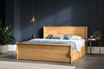 Windsor Oak King Bed 